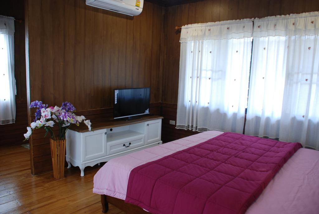 Pak Ping Ing Jai Hotell Ban Mai  Exteriör bild